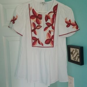 Madewell floral embroidered top (NWOT)